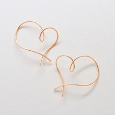 ヒネリハートピアス（ピンク）