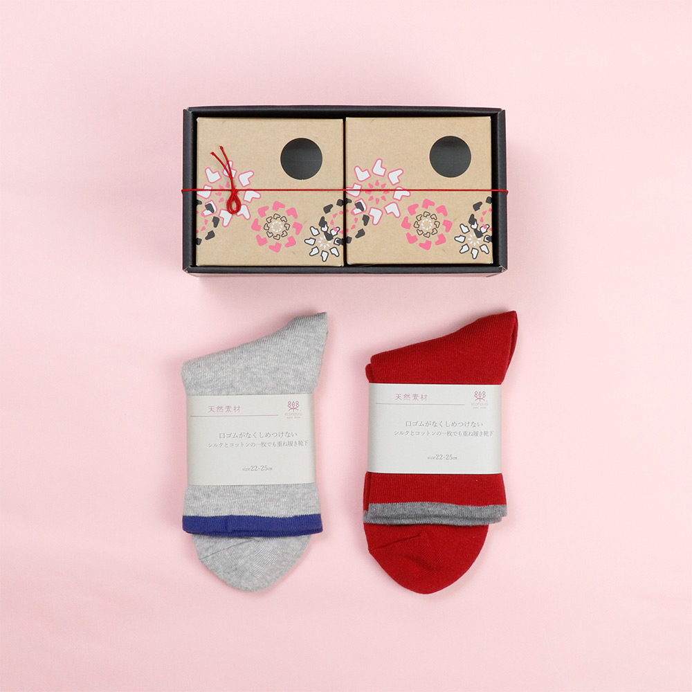 口ゴムがなくしめつけないシルクとコットンの一枚でも重ね履き（ギフトボックス入り）