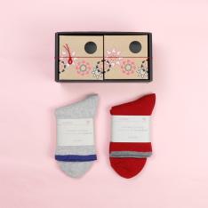 口ゴムがなくしめつけないシルクとコットンの一枚でも重ね履き（ギフトボックス入り）