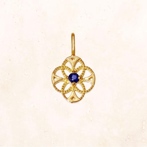 K18 レースフラワー バースストーンチャーム 9月（サファイヤ）