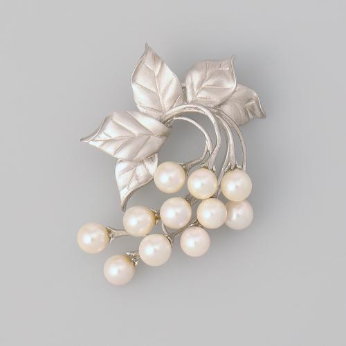 6．5mmアコヤ真珠ブローチ（ブドウ）