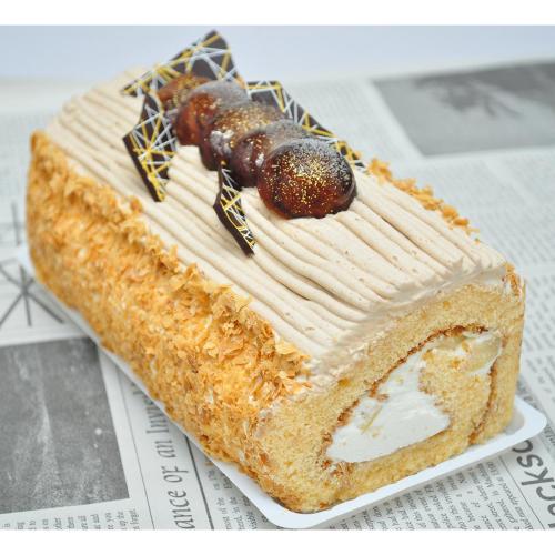 ハロウィンのモンブランロールケーキ