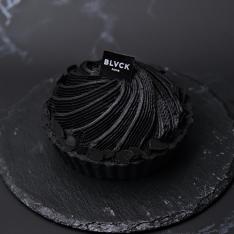 MONTNOIR（モンノワール） 栗とカシスが響き合う漆黒のモンブラン