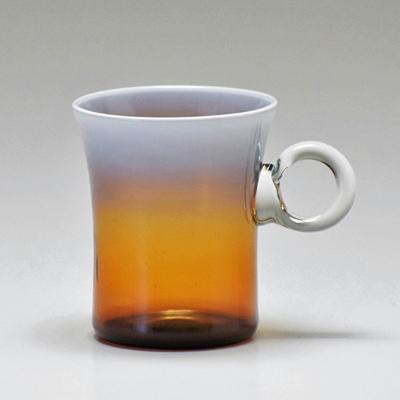 〈能登島ガラス工房〉 耐熱ガラス マグカップ アンバー
