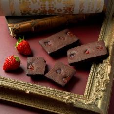 【母の日】いちごのガトーショコラ　8個入