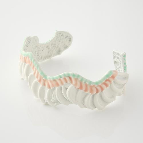 フリルクリーム バングル