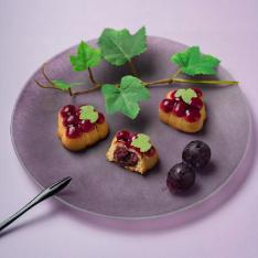 摘み果葡萄12個入