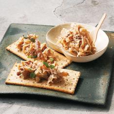 いぶりがっこ×クリームチーズ