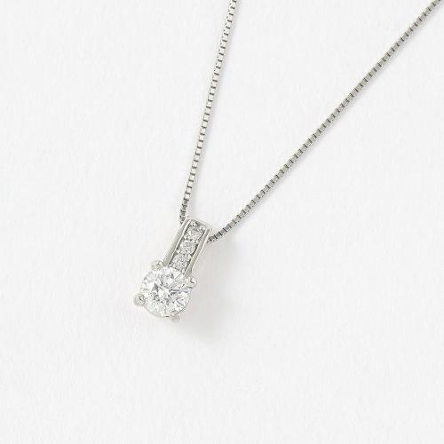 PtSIクラスダイヤ0．3ctペンダント