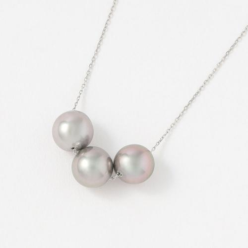 Pt黒蝶真珠9mm珠ネックレス（グレー系）