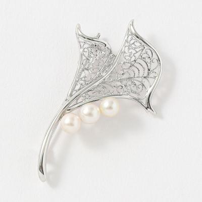 あこやパール　エメラルド　ルビー　サファイア　ブローチ あこやパール エメラルド ルビー サファイア ブローチ あこやパール