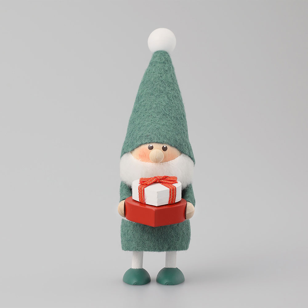 ハートのプレゼントを持つサンタ