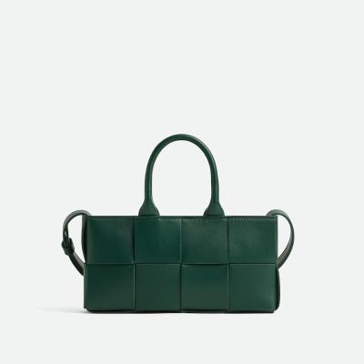 BOTTEGA VENETA ボッテガヴェネタ ミニアルコトート 危ない