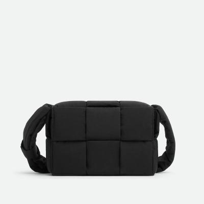 BOTTEGA VENETA（ボッテガ・ヴェネタ） | バッグ