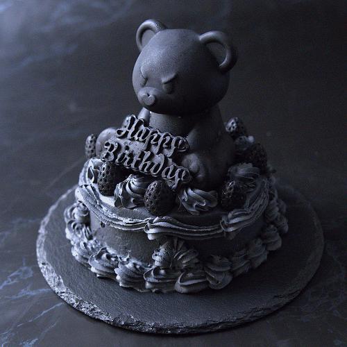 BLVCK CROWN CAKE＆テディベアショコラムースケーキセット（バースデーチョコ付）