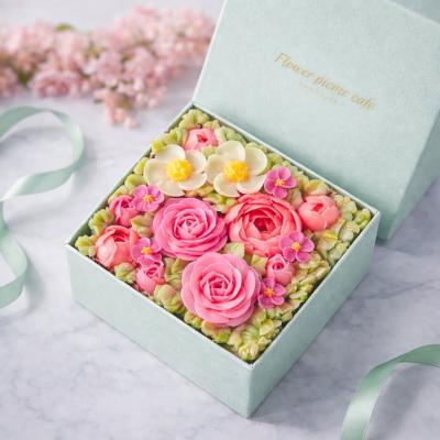 食べられるお花のボックスフラワーケーキ ー ブルームガーデン