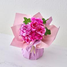 【母の日】生花 そのまま飾れるブーケ パープル系