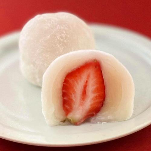 【店頭受取／日本橋店】＜鳴海餅本店＞いちご大福（白あん） 2個入【1月23日（金）午後4時30分以降】