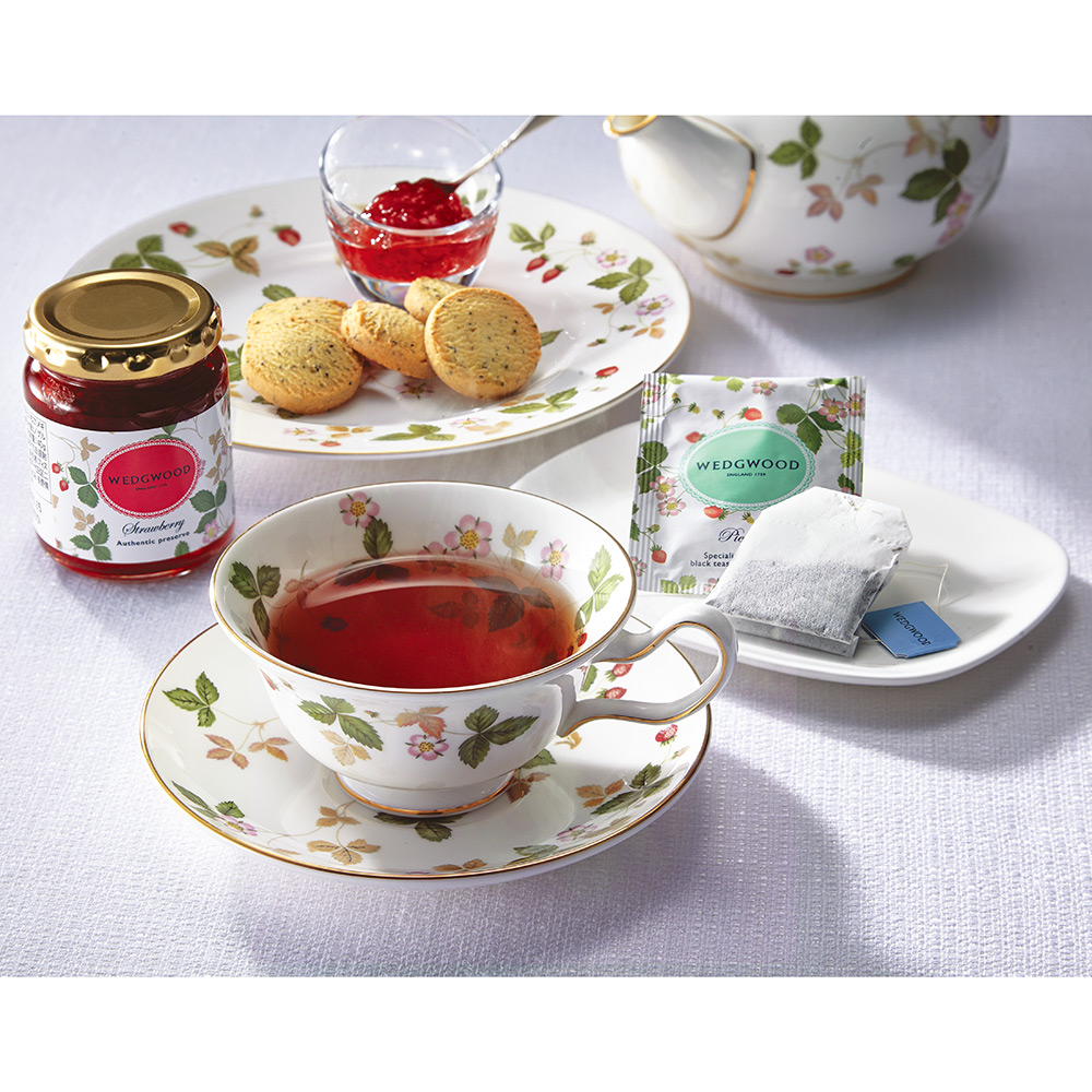 5客セット】ウェッジウッド ワイルドストロベリー ティーカップ&ソーサー