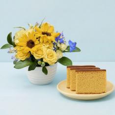 【父の日】父の日の生花アレンジメントとカステラ