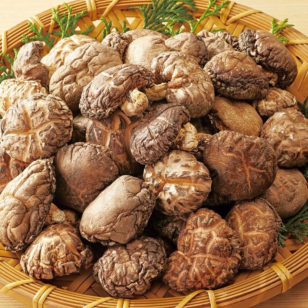 九州産乾椎茸　冬（どんこ）