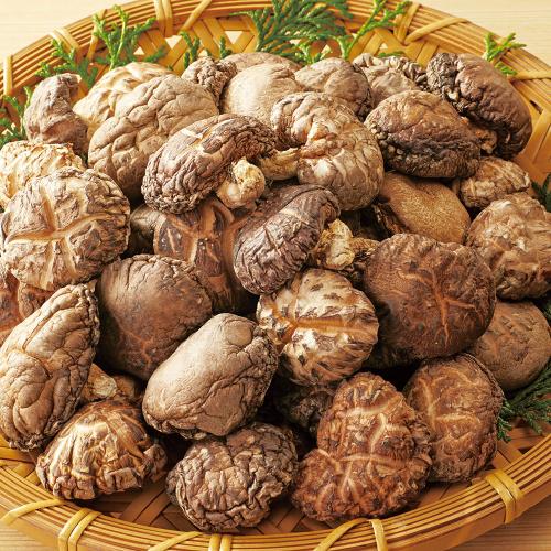 九州産乾椎茸　冬（どんこ）