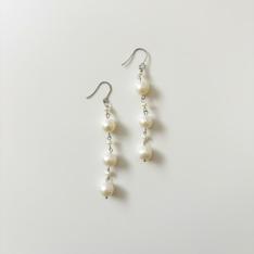 淡水パール×サージカルステンレスチェーンピアス