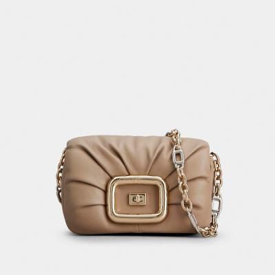 Roger Vivier（ロジェ ヴィヴィエ） | バッグ | ラグジュアリー