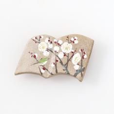 ＜絵付けこあん＞帯留（一月　梅とうぐいす）