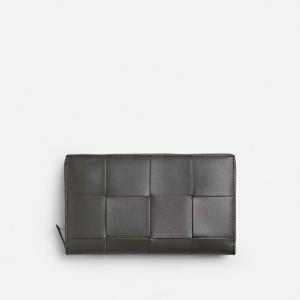 BOTTEGA VENETA ボッテガヴェネタ ジップアラウンド ウォレット イントレチャート ジップアラウンドウォレット のために ウィメンズ で