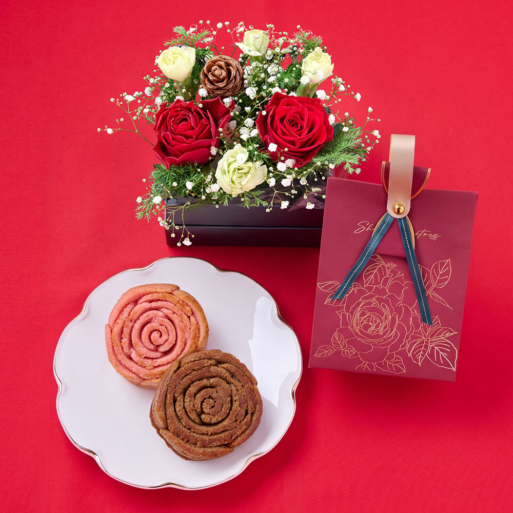 【クリスマス】クリスマスのフラワーギフトBOXとお花の焼菓子
