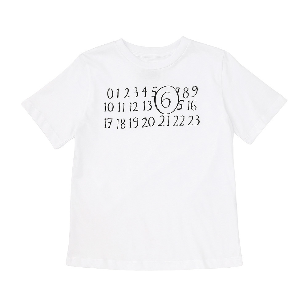 クルーネックロゴ入りTシャツ（ホワイト） 8Y（130cm）→16Y（170cm）