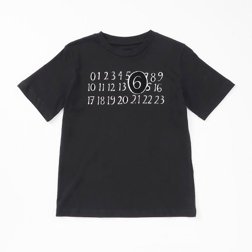 クルーネックロゴ入りTシャツ（ブラック） 8Y（130cm）→16Y（170cm）