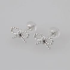 K18WGリボンピアス