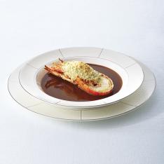 〈Restaurant TOYO Tokyo〉ブイヤベースカレー&ロブスター