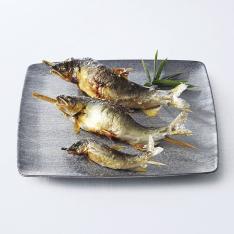 〈滋賀・あゆの店きむら〉鮎の塩焼き踊り串 3姿