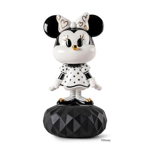 Minnie In Black & White