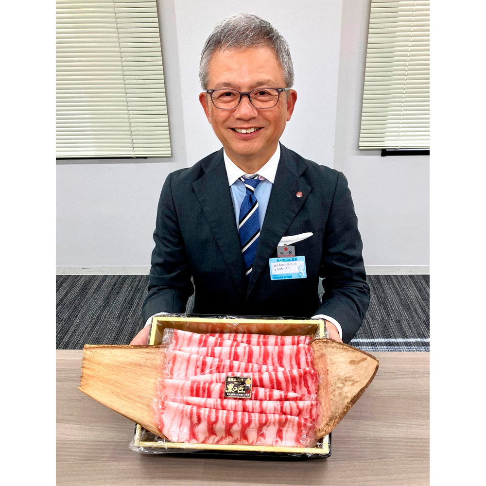 【日本橋店　牧野店長一押し】鹿児島県産黒豚「黒の匠」バラしゃぶしゃぶ用800g