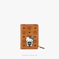＜MCM×HELLO KITTY＞ 二つ折りジップカードウォレット