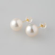 K18YGアコヤ真珠ピアス　9.0mm珠