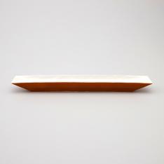 ＜有田焼　伝平窯＞パール外赤木彫　長角皿
