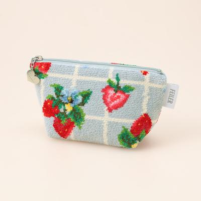 ストロベリーフィールドプティ ポーチ