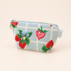 ストロベリーフィールドプティ ポーチ