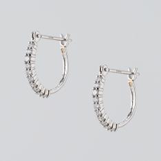 Pt0.2ctダイヤエタニティピアス