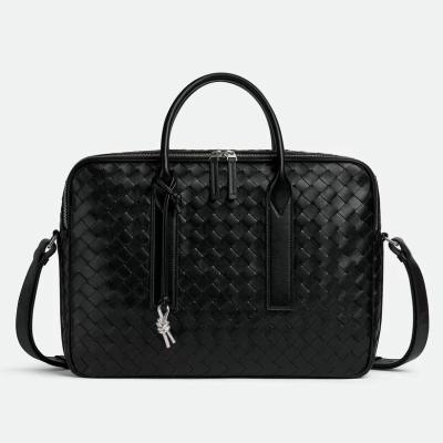 BOTTEGA VENETA（ボッテガ・ヴェネタ） | バッグ | ラグジュアリー