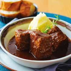 〈人形町今半〉黒毛和牛ビーフシチュー・マッシュポテト添え