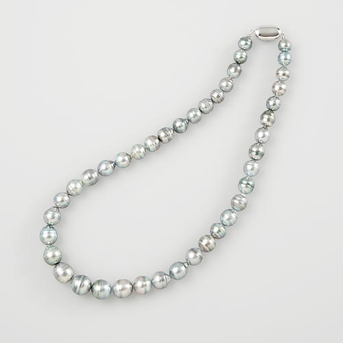 南洋黒蝶真珠グレー系バロックネックレス