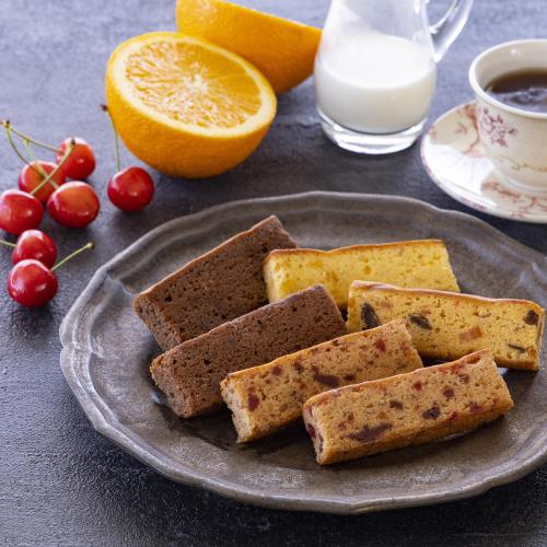 フルーツケーキ17個入