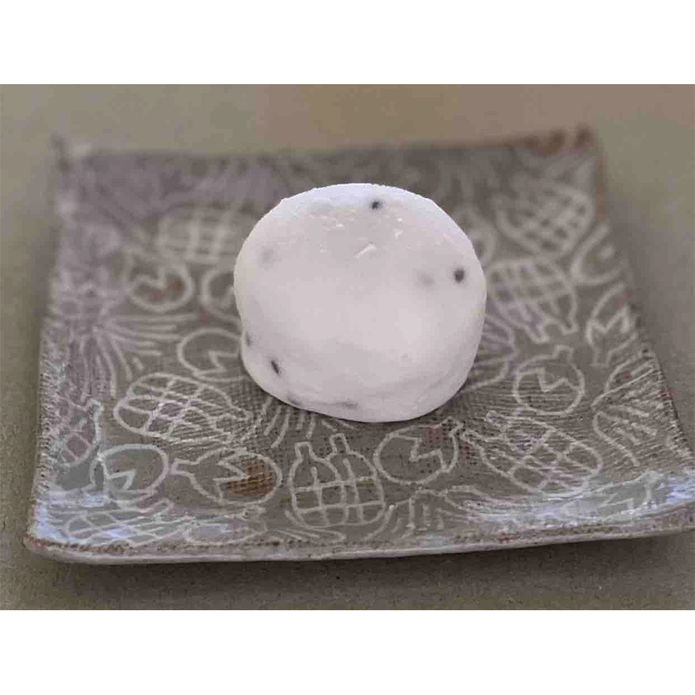 【店頭受取／新宿店】＜塩芳軒＞亥の子餅2個入【11月22日（土）午後4時30分以降】