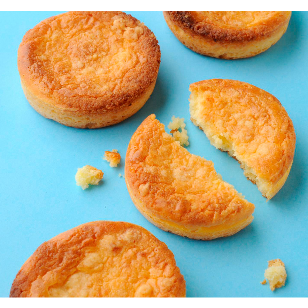 ＜万両屋＞なかしべつゴーダチーズブルトンヌ12個入り